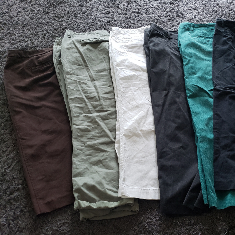 Lot of 7- Capris/Cropped pants